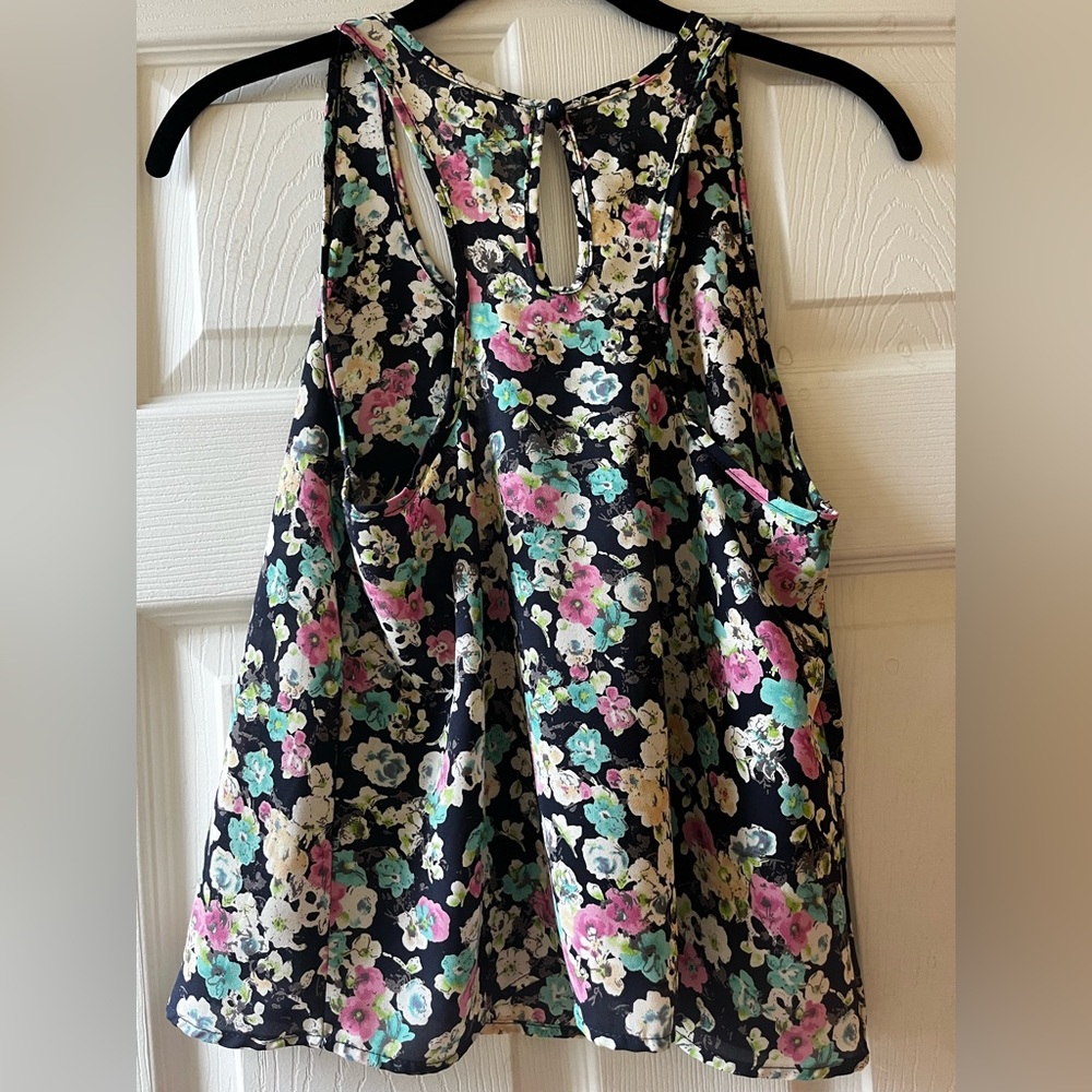 Soprano Floral Tank Top Size S - Picture 2 of 3